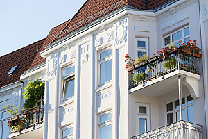 Situation Menschen beim Makler