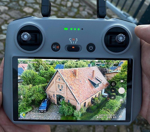 Drohnenaufnahme von Rosenbauer Immobilien