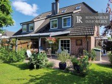 Haus Gartenseite ATTRAKTIVES FAMILIENHAUS IN RUHIGER LAGE MIT TOP-ANBINDUNG AN HAMBURG & L�BECK
