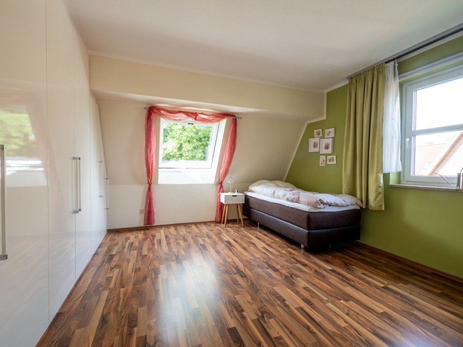 Zimmer 2 OG Doppelhaush�lfte Bargteheide