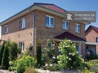 Bild (1db7cbd7638d5027feabbddd96381470): Ihr A+ Zuhause im Winterglanz! Hochwertige Stadtvilla mit viel Platz. (Ratzeburg)