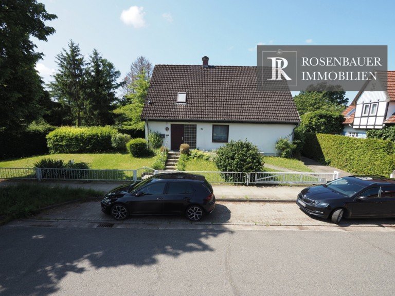 Haus Stra�enfront Bargteheide Einfamilienhaus UNEINSEHBAR UND FAST IM ZENTRUM! (EINZELHAUS, BARGTEHEIDE)