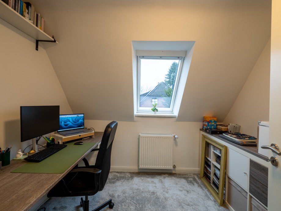HomeOffice OG Einfamilienhaus Kayhude