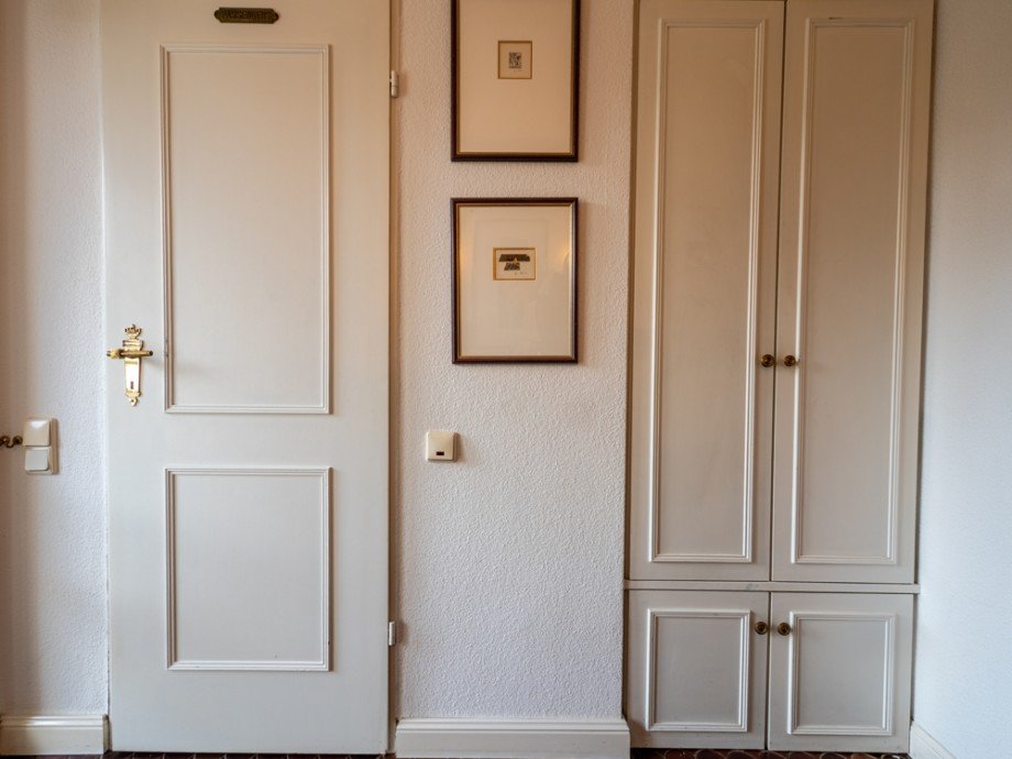 Hauseingang mit Garderobenschrank Reihenendhaus Ammersbek