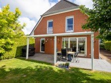 Haus mit Terrasse LICHTDURCHFLUTET! WOHLF�HLHAUS * TOP-LAGE- Energieeffizienzklasse A!