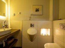 G�ste-WC ATTRAKTIVES FAMILIENHAUS IN RUHIGER LAGE MIT TOP-ANBINDUNG AN HAMBURG & L�BECK