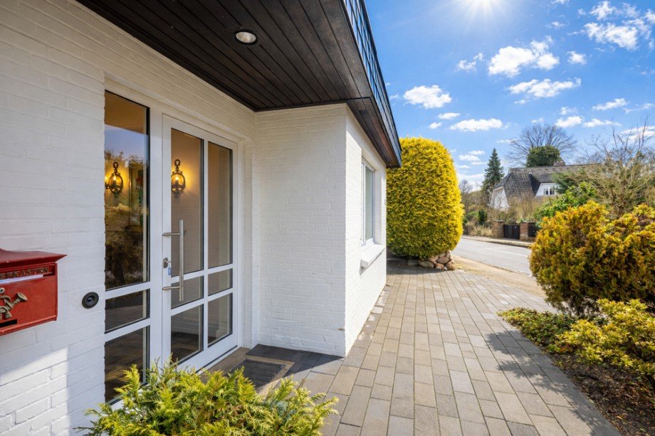 Haus vorne Reihenendhaus Ammersbek