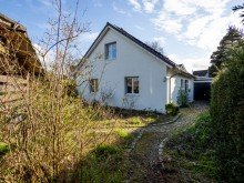 Haus Vorne Zuwegung KREATIVES LIVING-HAUS ZUM WOHLF�HLEN & ABSCHALTEN (L�BECK, EINFAMILIENHAUS)