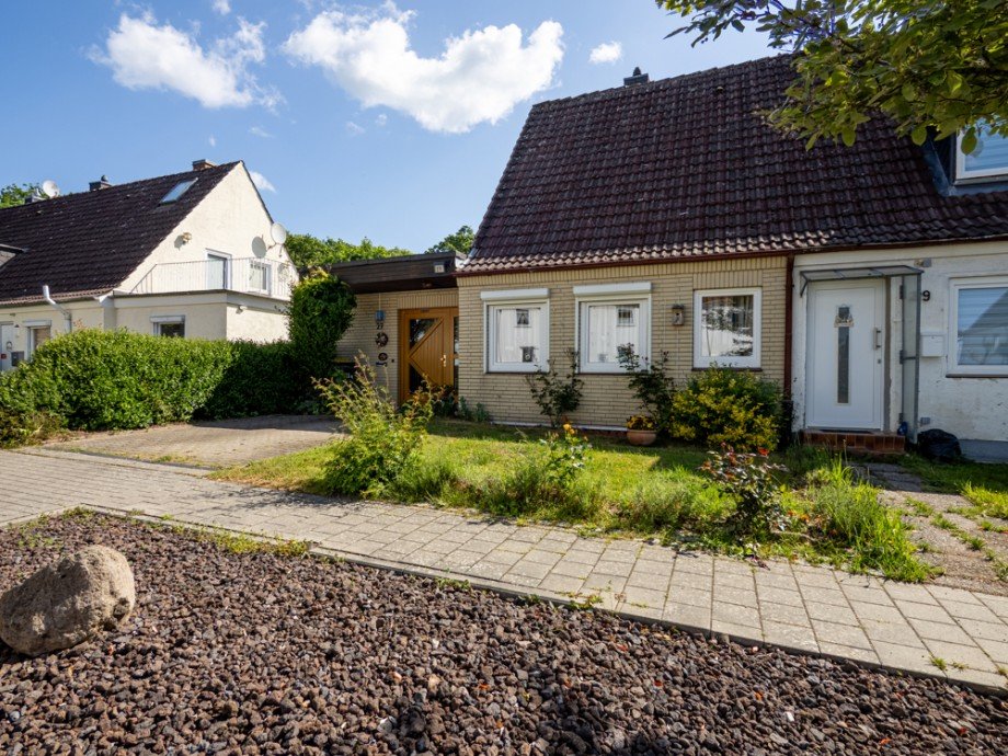Haus Stra�enseite Reihenendhaus Bad Oldesloe