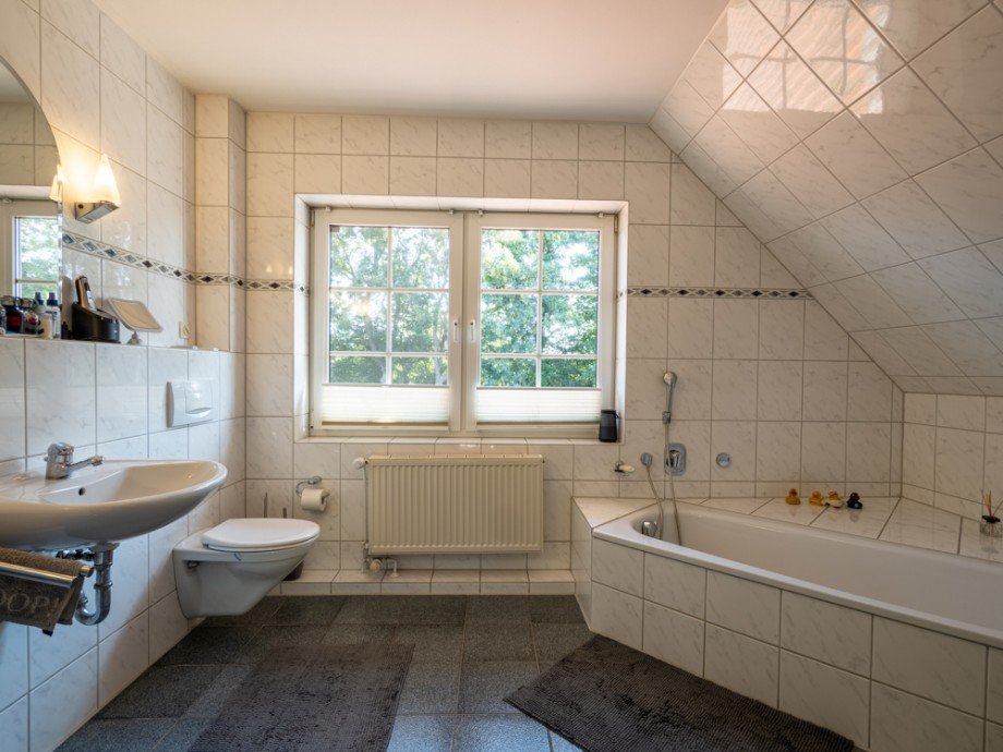 Vollbad im Obergeschoss Einfamilienhaus Hammoor