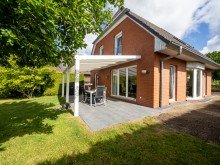 Haus Perspektive LICHTDURCHFLUTET! WOHLF�HLHAUS * TOP-LAGE- Energieeffizienzklasse A!