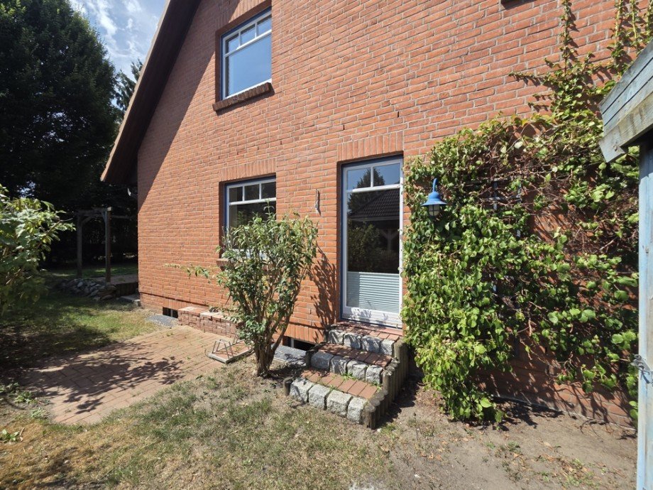 Haus Giebelseite Doppelhaush�lfte Bargteheide