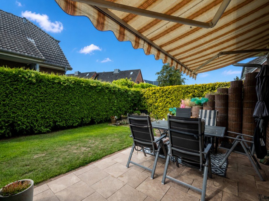 Sonnenterrasse_KI Doppelhaush�lfte Bargfeld-Stegen