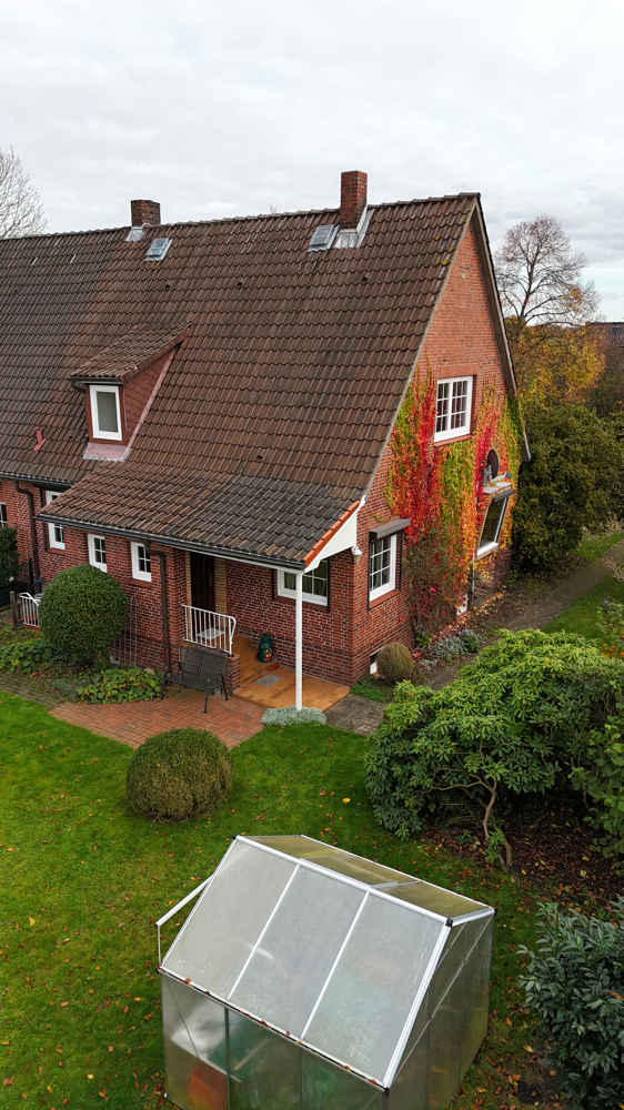 Luftaufnahme Doppelhaush�lfte Jersbek