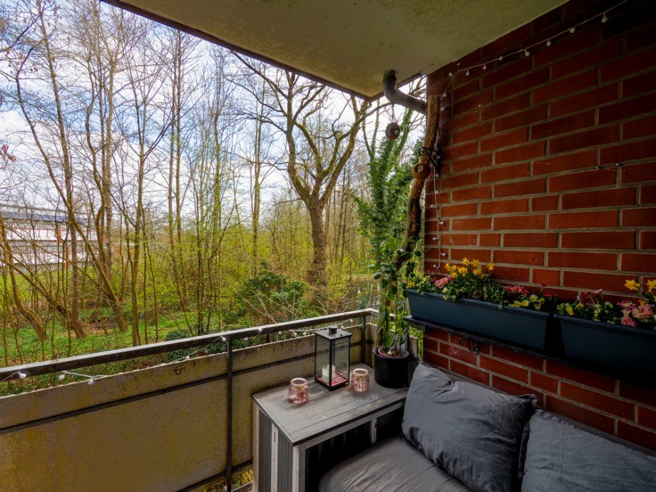 Blick ins Gr�ne Etagenwohnung Bargteheide
