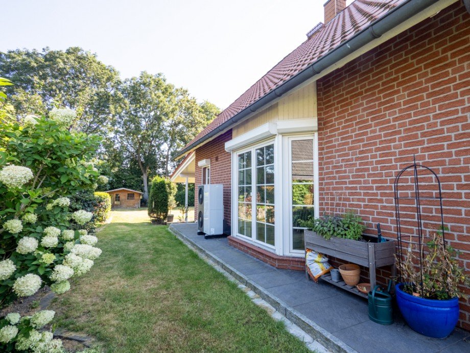Haus und W�rmepumpe Einfamilienhaus Hammoor