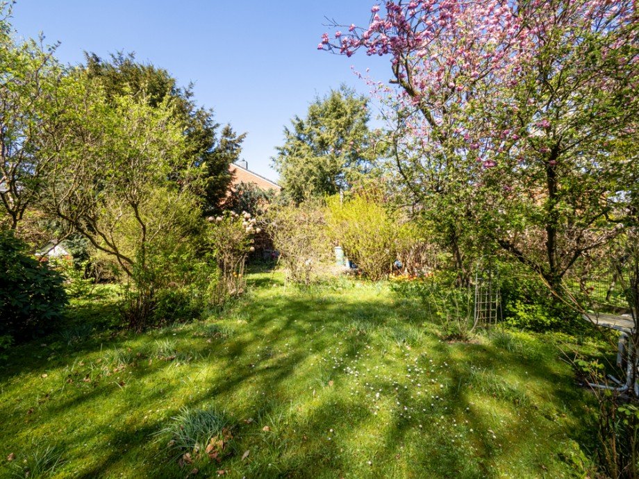 Gartenblick Doppelhaush�lfte Hamburg / Meiendorf