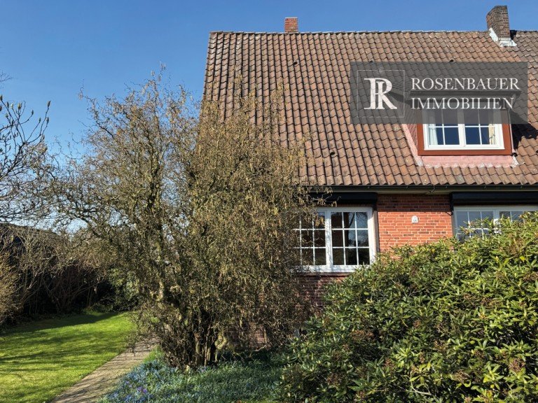 Haus Jersbek Doppelhaush�lfte ROTKLINKER-CHARME IM GR�NEN: DHH AM FELDRAND! (JERSBEK)