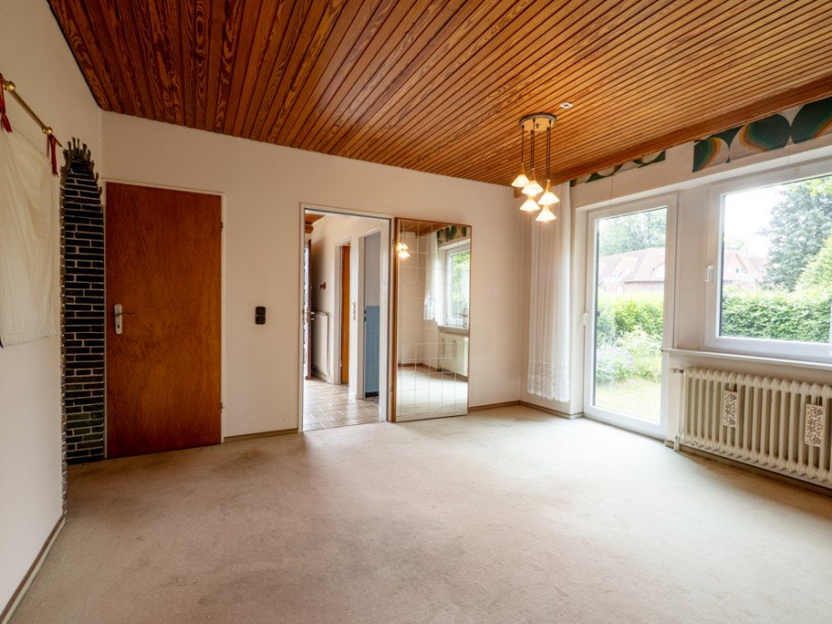 Esszimmer mit Zugang zum Garten Einfamilienhaus Bargteheide