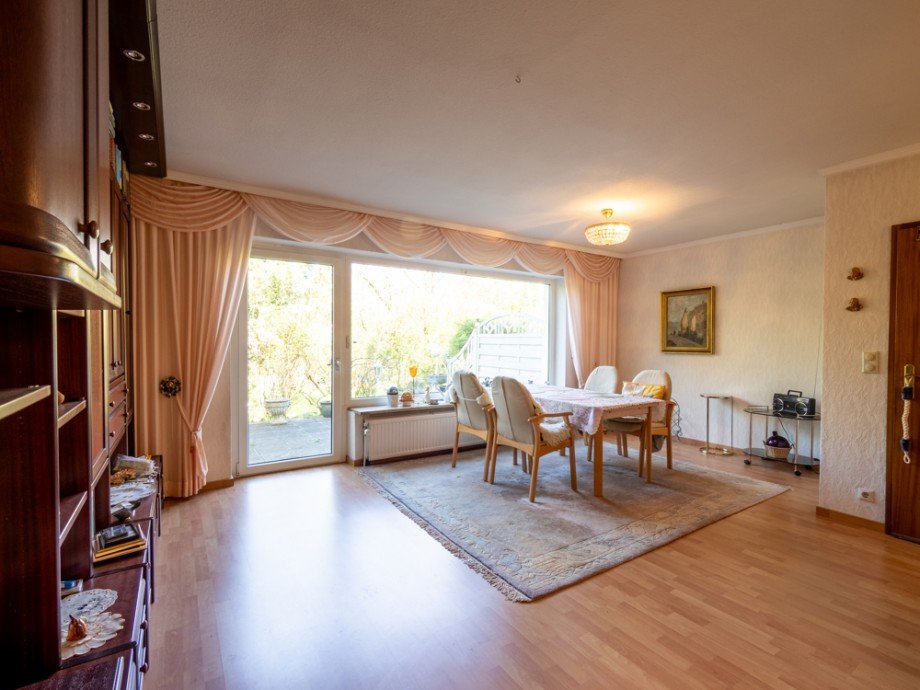 Blick Essbereich Doppelhaush�lfte Hamburg / Meiendorf