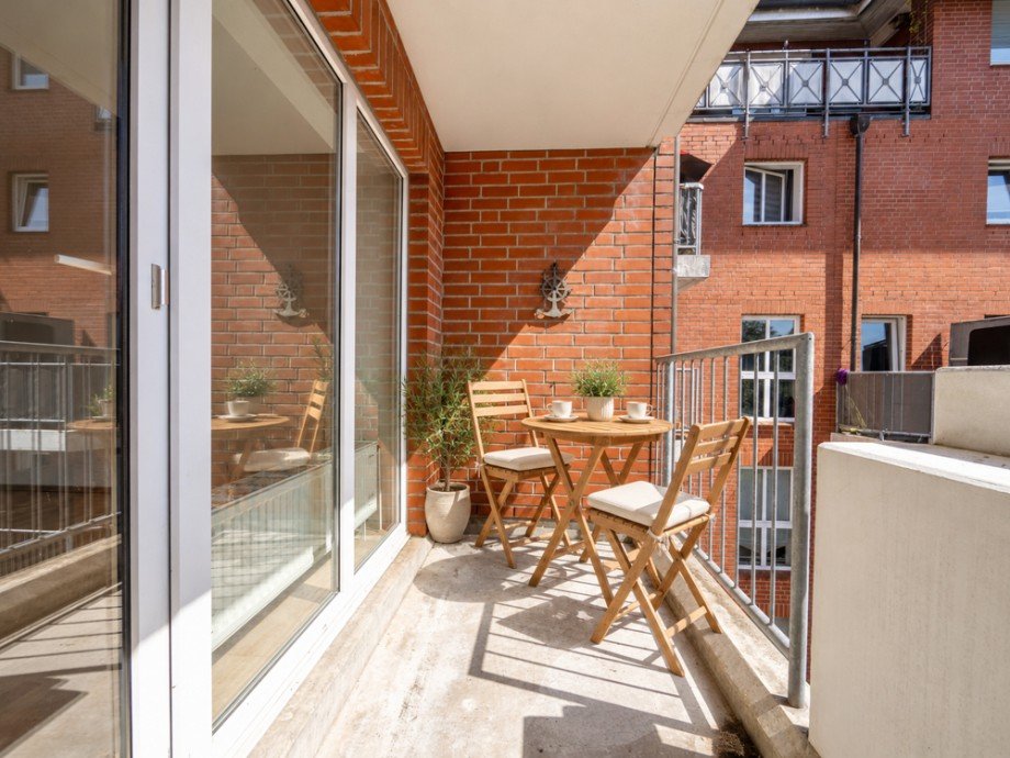Balkon KI Einrichtungsidee Etagenwohnung Glinde