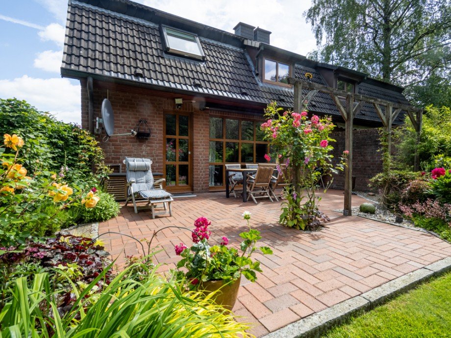 Haus R�ckseite Doppelhaush�lfte Bargteheide