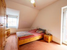 Schlafen ATTRAKTIVES FAMILIENHAUS IN RUHIGER LAGE MIT TOP-ANBINDUNG AN HAMBURG & L�BECK