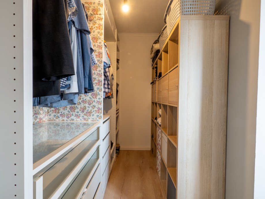 Begehbarer Kleiderschrank Einfamilienhaus Ratzeburg