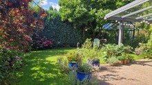 Blcik Garten ATTRAKTIVES FAMILIENHAUS IN RUHIGER LAGE MIT TOP-ANBINDUNG AN HAMBURG & L�BECK
