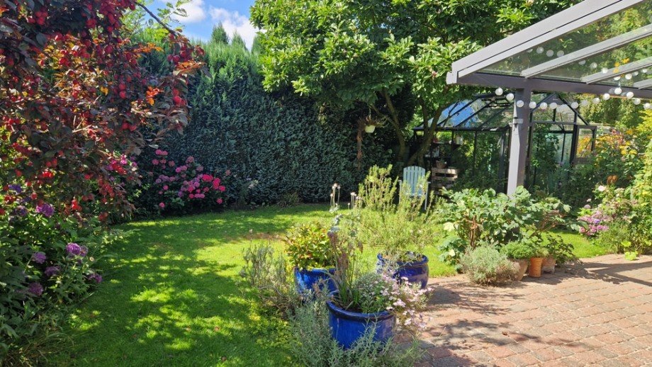 Blcik Garten Doppelhaush�lfte Bargteheide