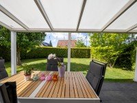 Bild (f3c533fc8be3ea475f708c492c1bbbdb): LICHTDURCHFLUTET! WOHLF�HLHAUS * TOP-LAGE- Energieeffizienzklasse A!