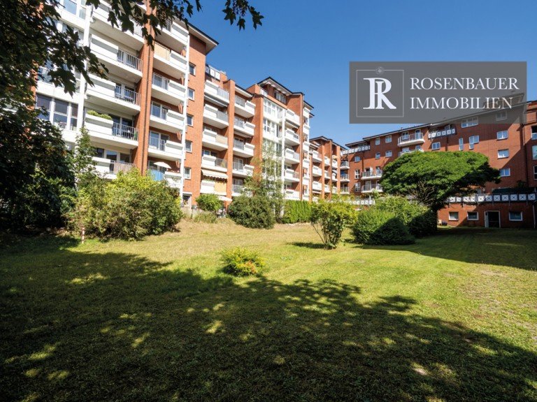 Wohnanlage Glinde Etagenwohnung Mittendrin in Glinde! Ren. 2-Zi.-Wohnung mit Loggia, Stellplatz und Fahrstuhl.